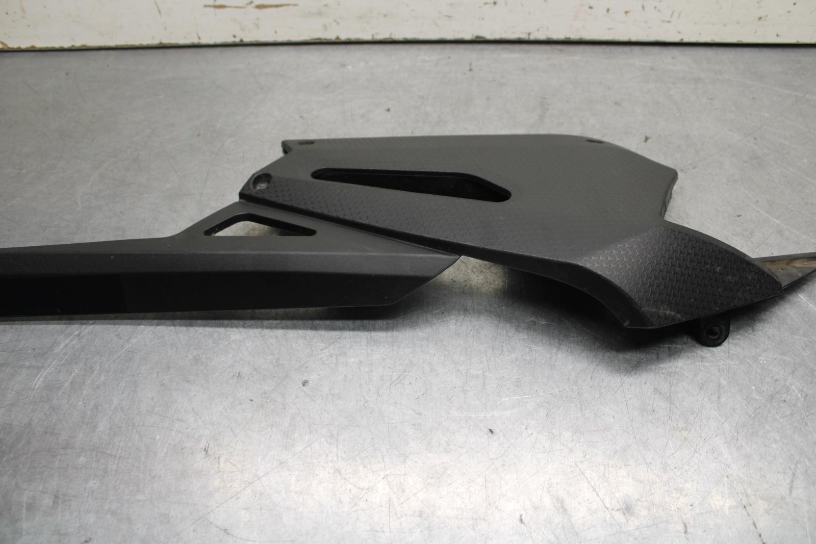 20-23 APRILIA RS660 REAR BACK DRIVE CHAIN GUARD COVER SHIELD BB643