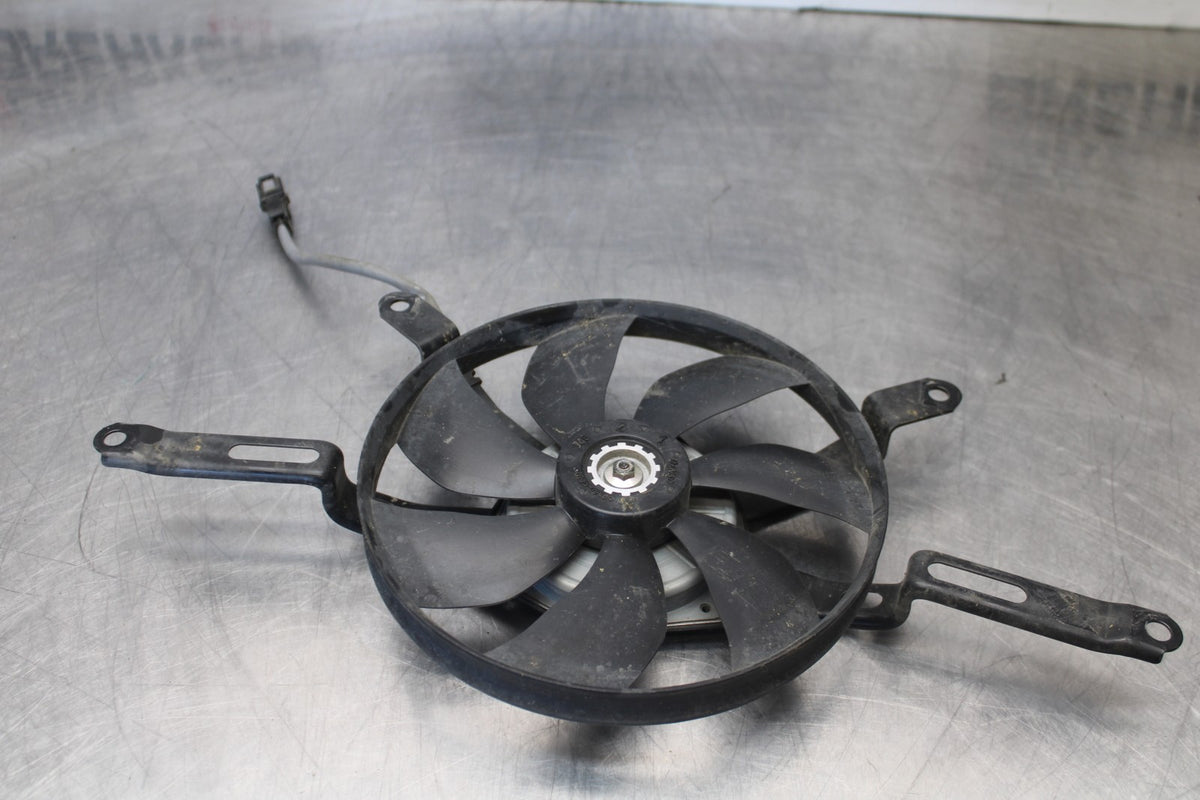 15-17 YAMAHA FJ09 ENGINE RADIATOR COOLING FAN BB906