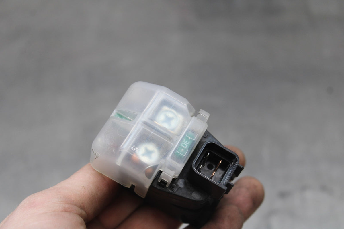 06-07 SUZUKI GSXR 600 ENGINE STARTER RELAY STARTING MOTOR SWITCH BB822