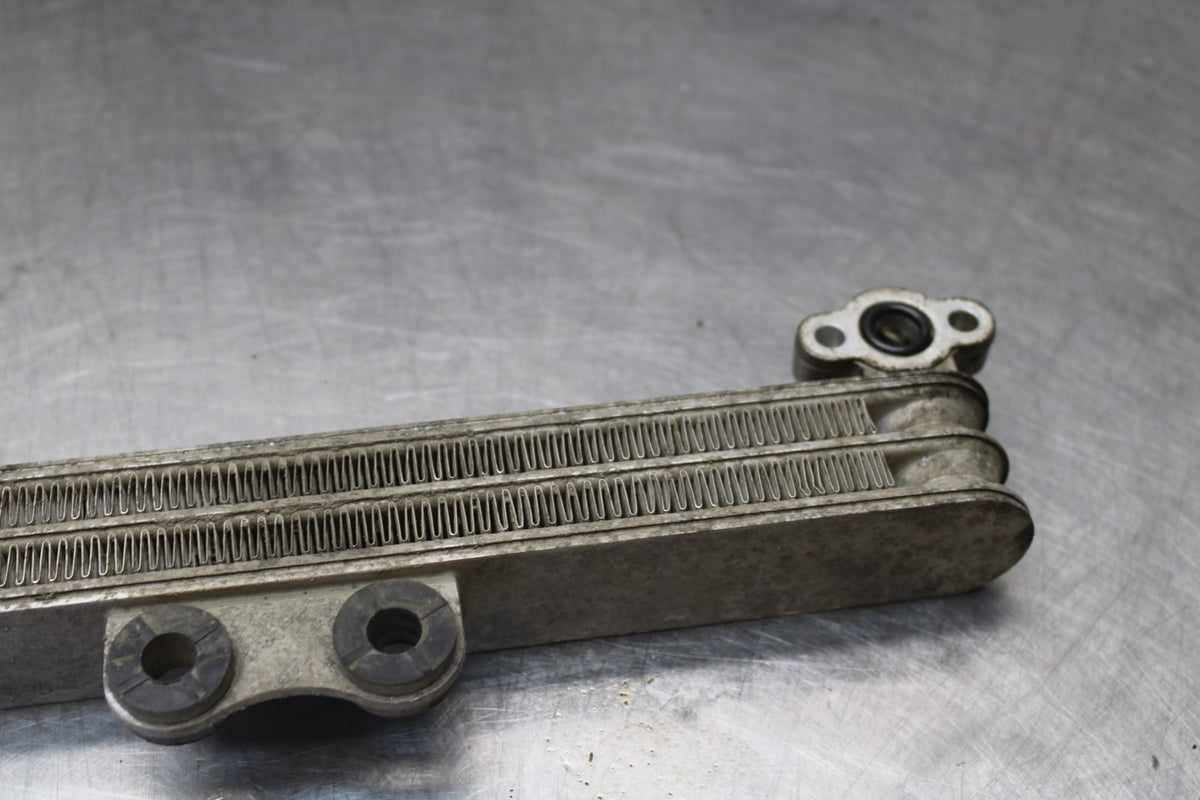 98-05 HONDA SUPER HAWK 1000 VTR1000F ENGINE MOTOR OIL COOLER  BB924