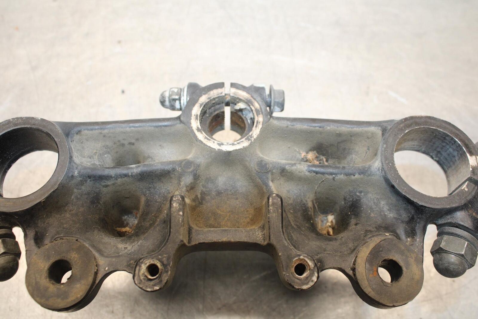 80-83 SUZUKI GS750E FORKS UPPER TRIPLE TREE CLAMP BB82