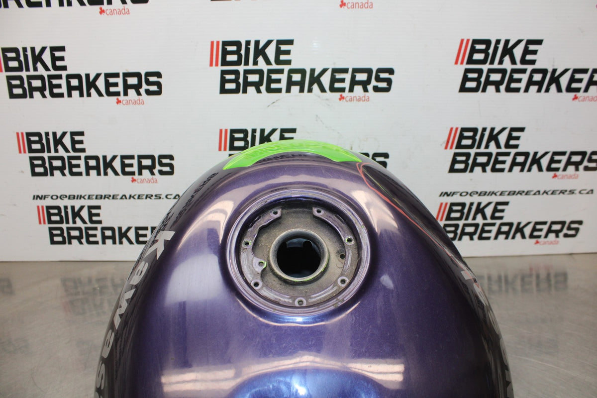98 KAWASAKI NINJA ZX6 GAS TANK FUEL CELL PETROL RESERVOIR BB870
