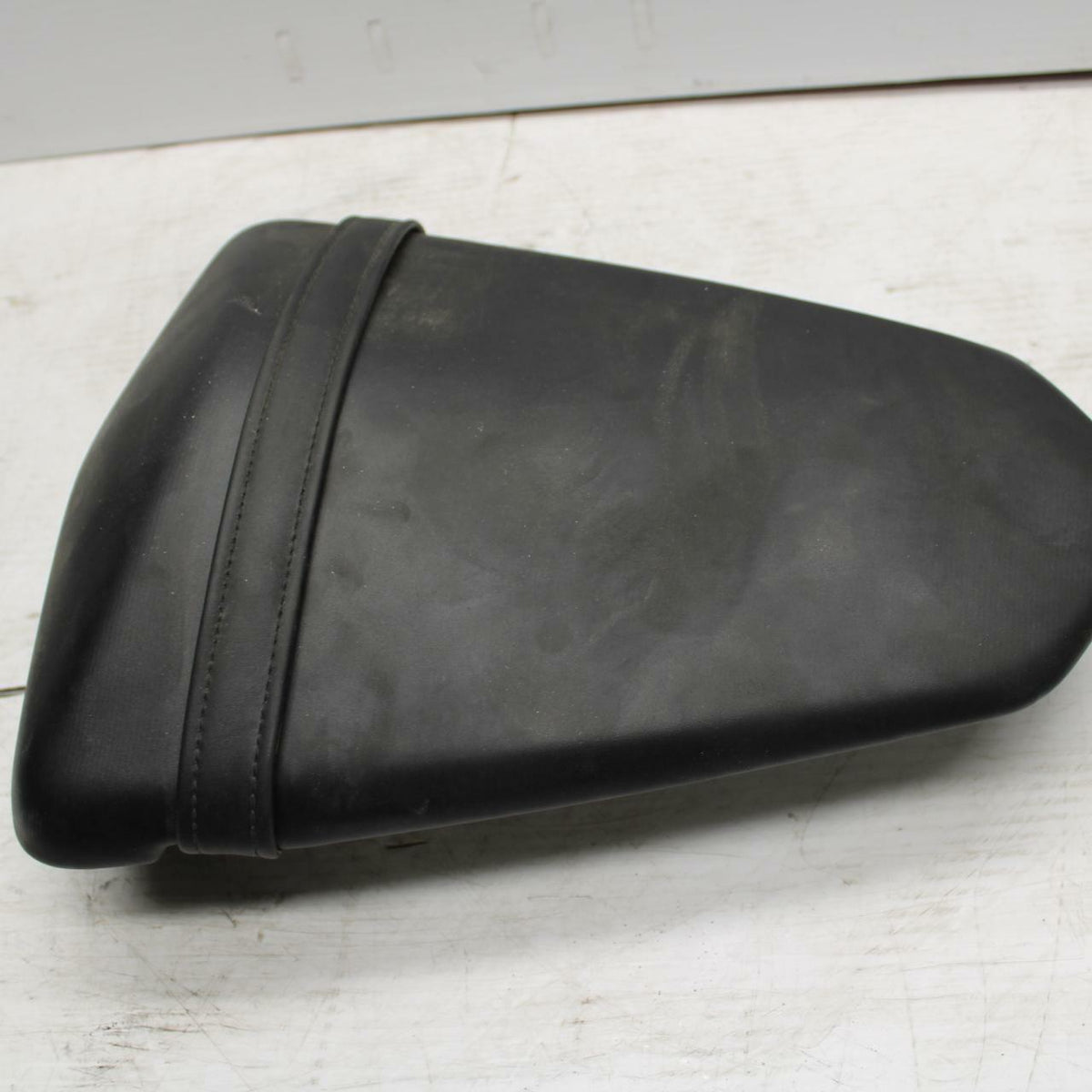 15-17 YAMAHA YZF R3 REAR BACK PASSENGER TANDEM SEAT PAD SADDLE PILLION BB293