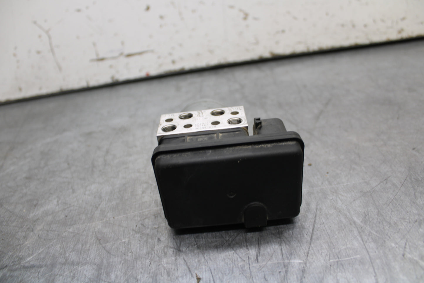 22-24 YAMAHA XSR900 ABS PUMP UNIT MODULE BB710