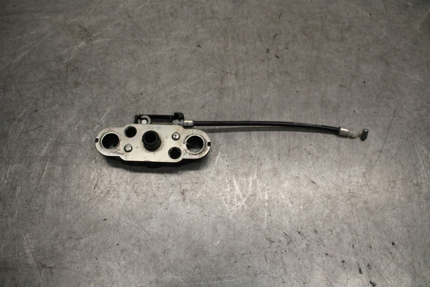 13-18 KAWASAKI NINJA ZX6R REAR PASSENGER SEAT LATCH LOCK 27016-0035 BB666