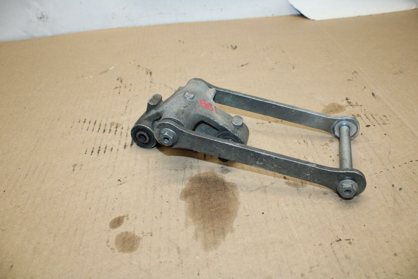 09-12 KAWASAKI NINJA ZX6R REAR DOGBONE SHOCK LINKAGE LINK BB383b