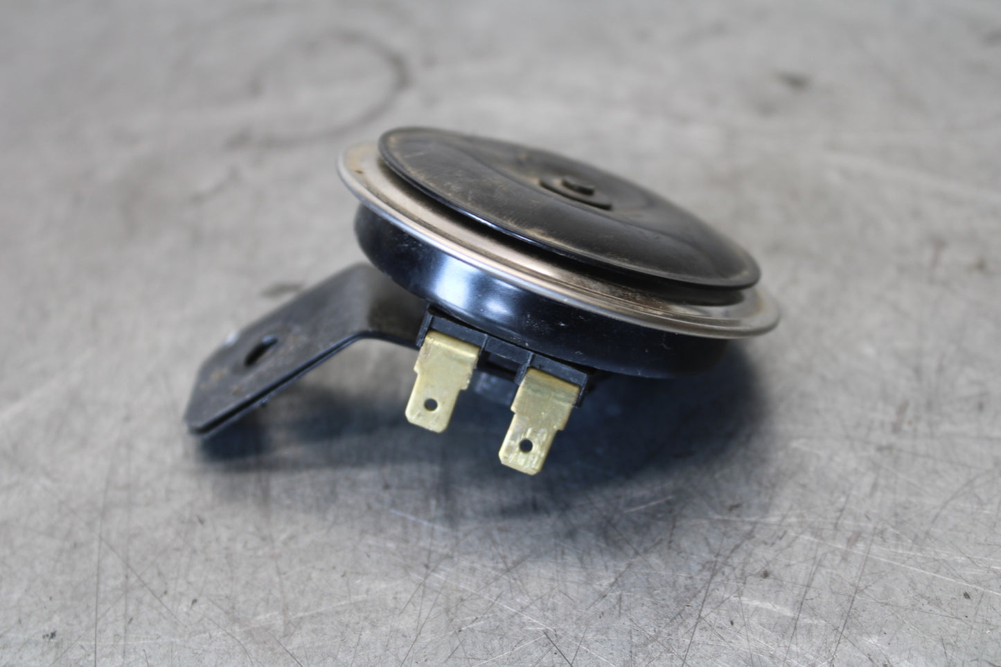 18-23 KAWASAKI NINJA 400 HORN SIGNAL  BB679