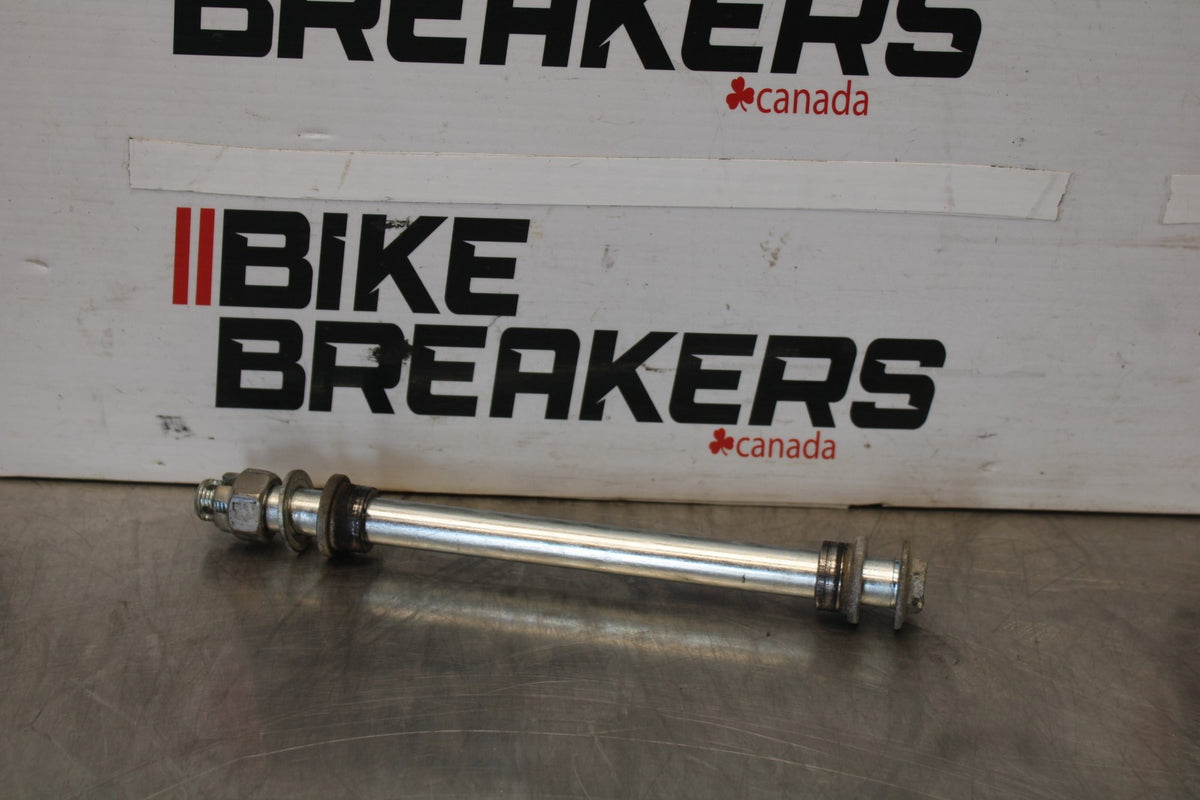 24-25 KAWASAKI NINJA 500 ABS FRONT WHEEL RIM AXLE PIVOT BOLT BB899