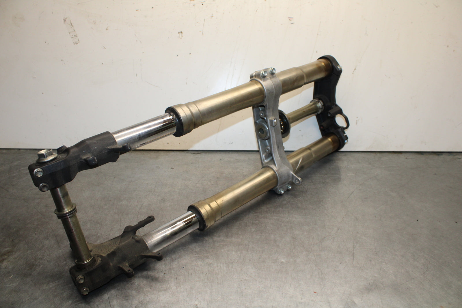 08-10 SUZUKI GSXR 600 COMPLETE FRONT END FORKS SUSPENSION TRIPLE TREE  BB753