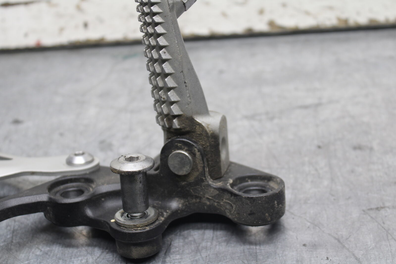 18-23 KAWASAKI NINJA 400 EX400 ABS LEFT REARSET REAR SET FOOT PEG REST BB747