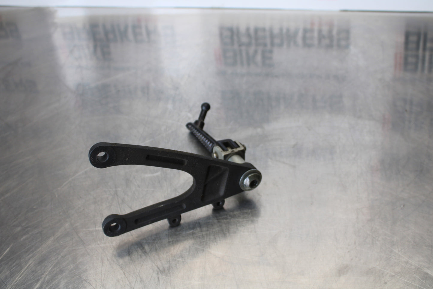 07-08 YAMAHA YZF R1 LEFT REARSET REAR SET DRIVER FOOT PEG REST STOP BB160