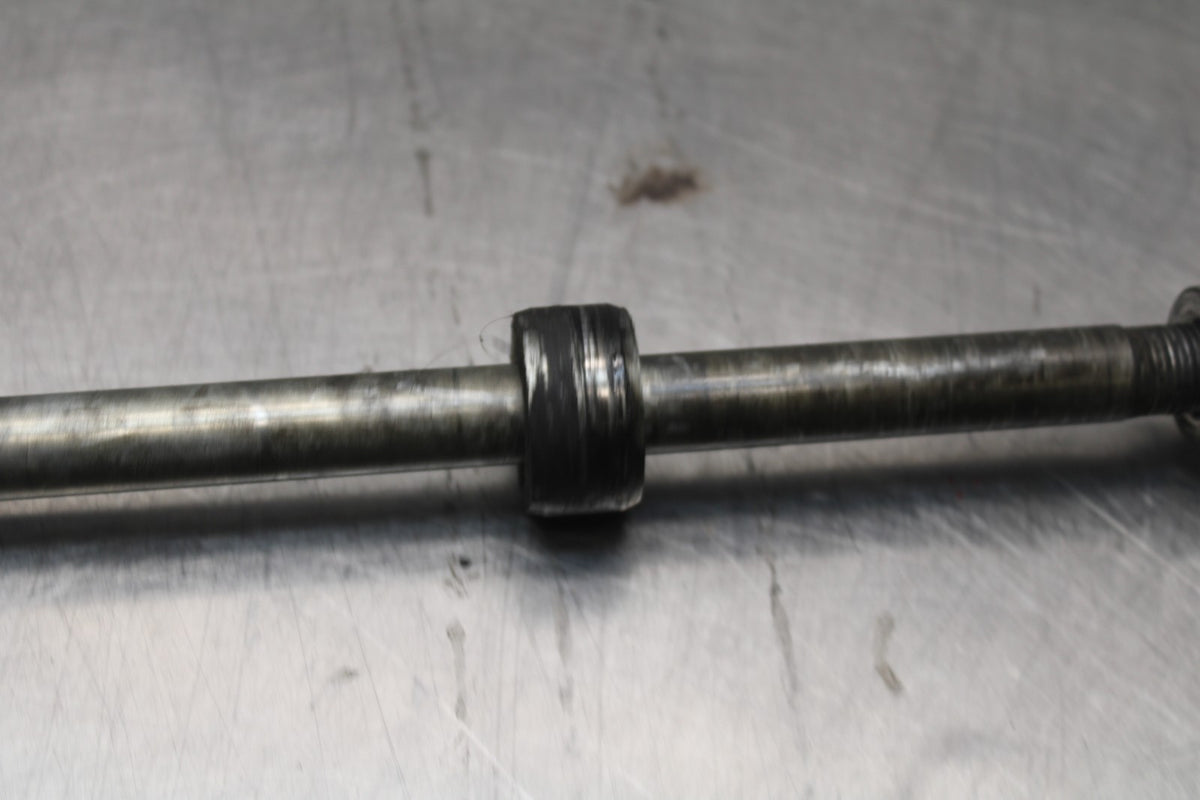 02 KAWASAKI VULCAN 800 VN800B CLASSIC REAR AXEL  BB862