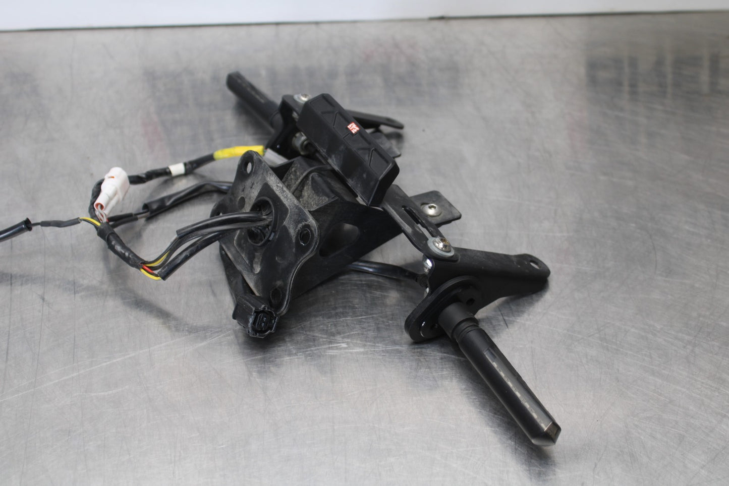 23-24 YAMAHA MT-07 YOSHIMURA FENDER ELIMINATOR LICENSE PLATE BRACKET BB194