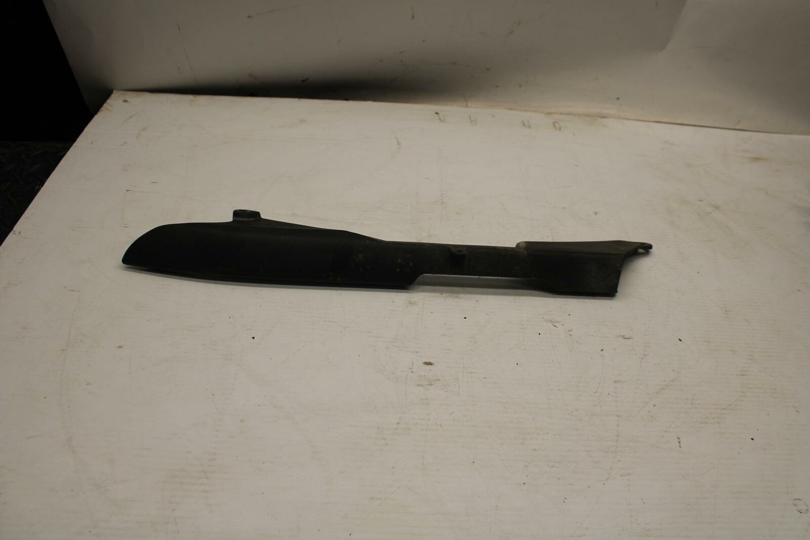 13-18 KAWASAKI NINJA ZX6R REAR BACK DRIVE CHAIN GUARD COVER SHIELD BB353