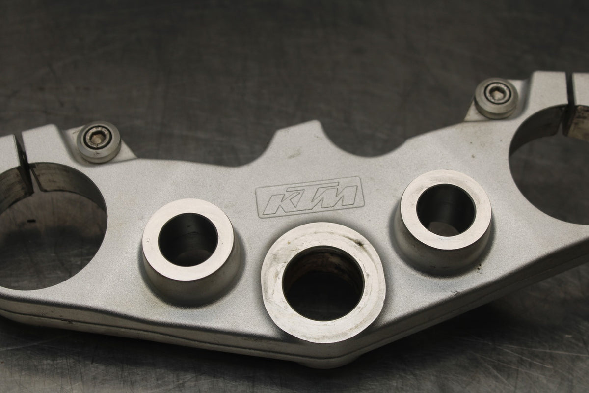 13-16 KTM 390 DUKE FORKS UPPER TRIPLE TREE CLAMP BB815