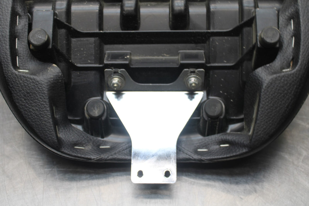 15 SUZUKI BOULEVARD C50 FRONT DRIVERS SEAT BB775
