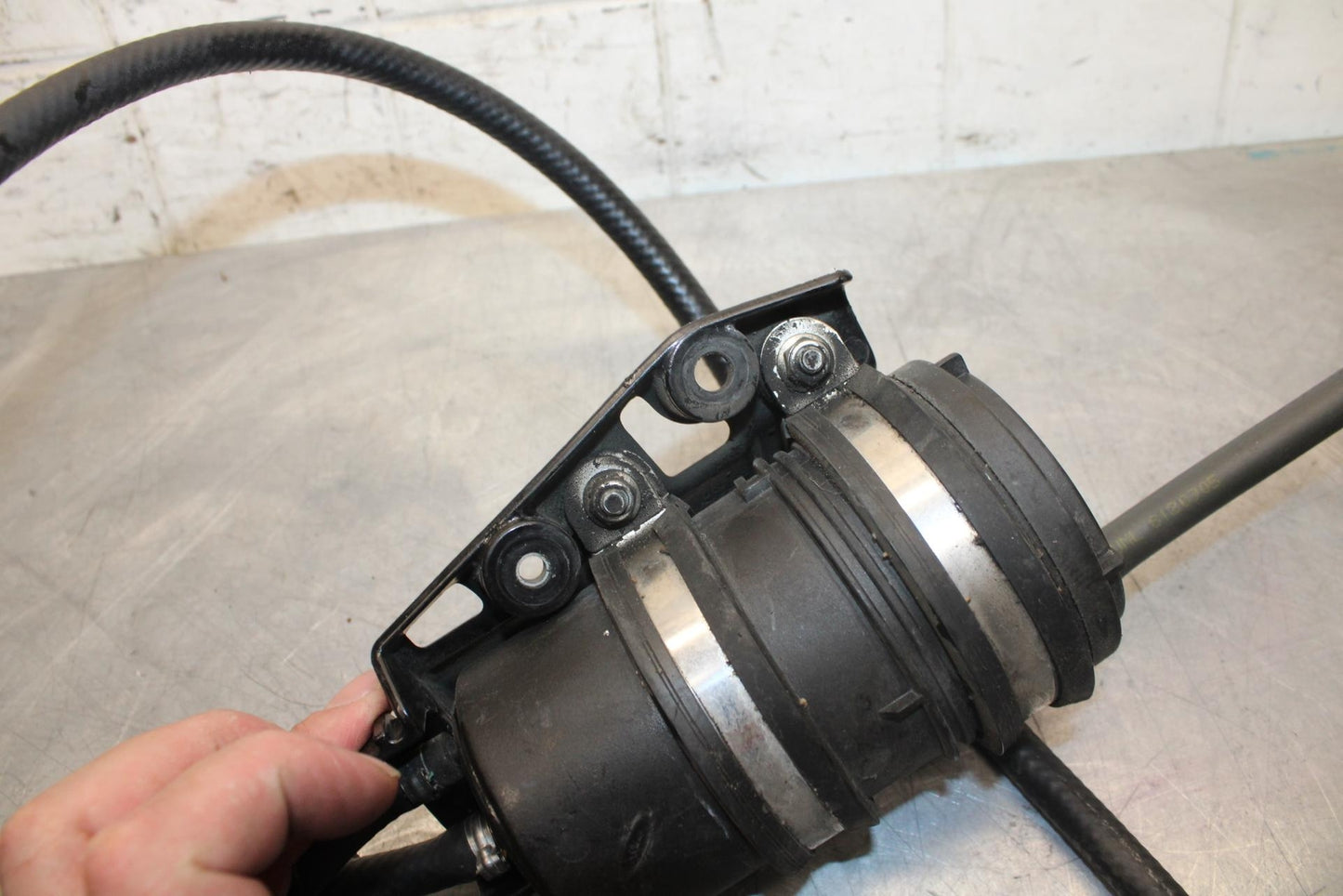 2010 Aprilia RSV1000R EVAP VAPOR  CHARCOAL EMISSION CANISTER BB513