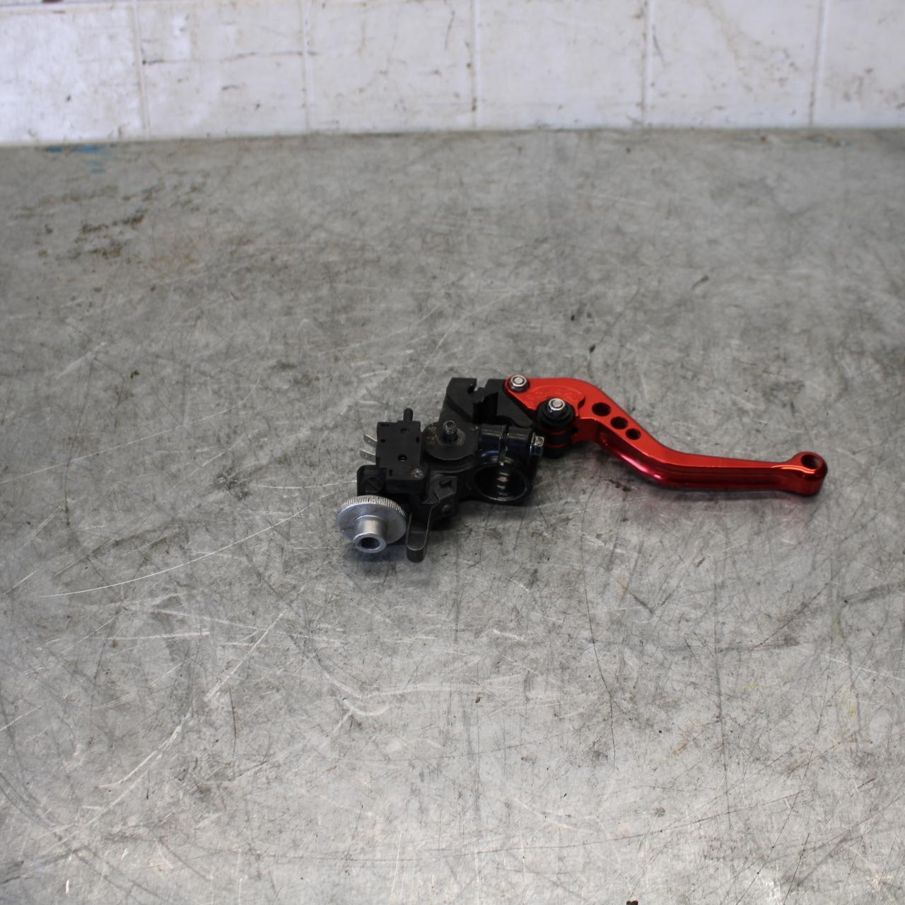 08-16 YAMAHA YZF R6 CLUTCH PERCH MOUNT WITH LEVER 