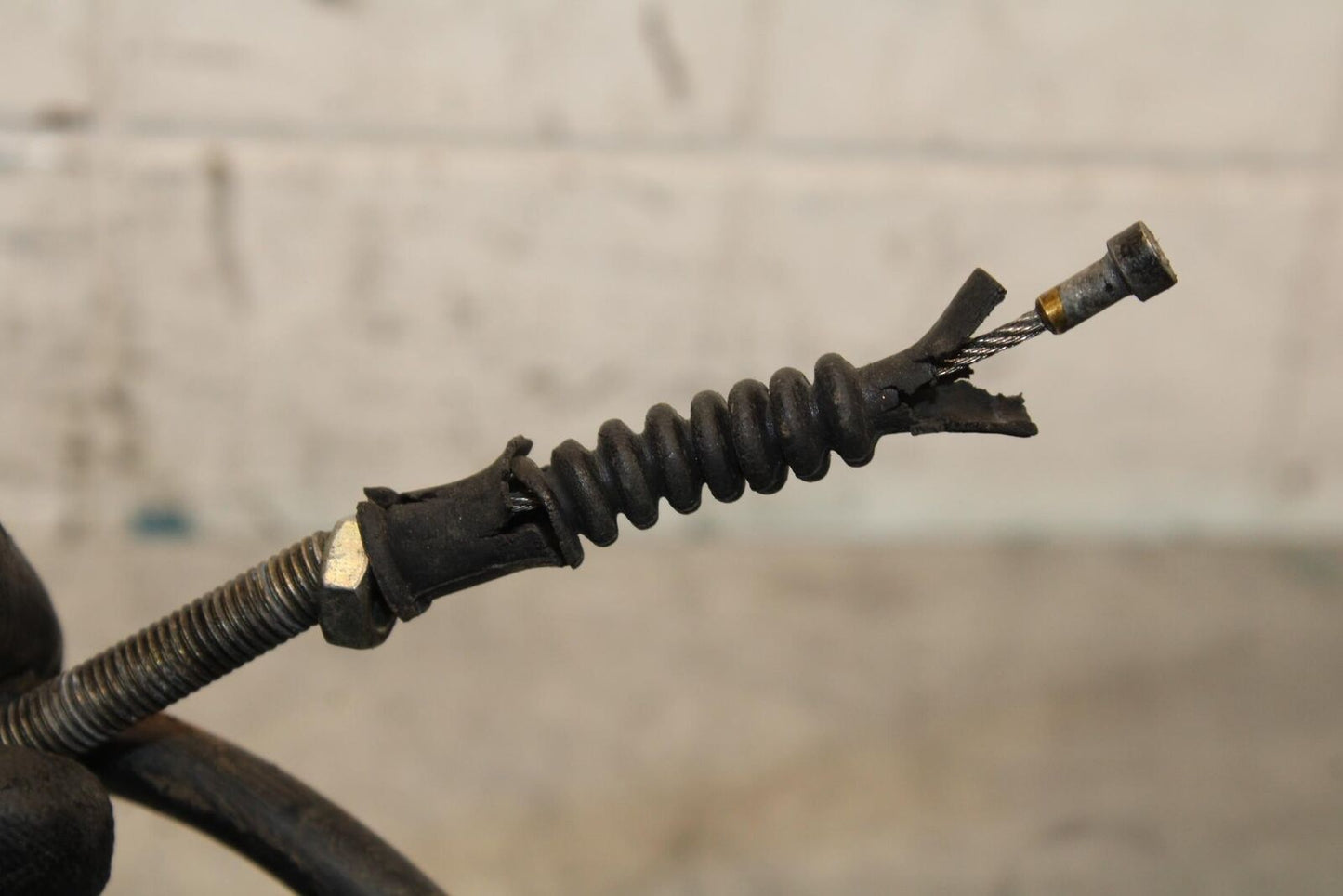 2000 Kawasaki Ninja ZX12R ZX1200A CLUTCH CABLE LINE 54011-1398 BB565