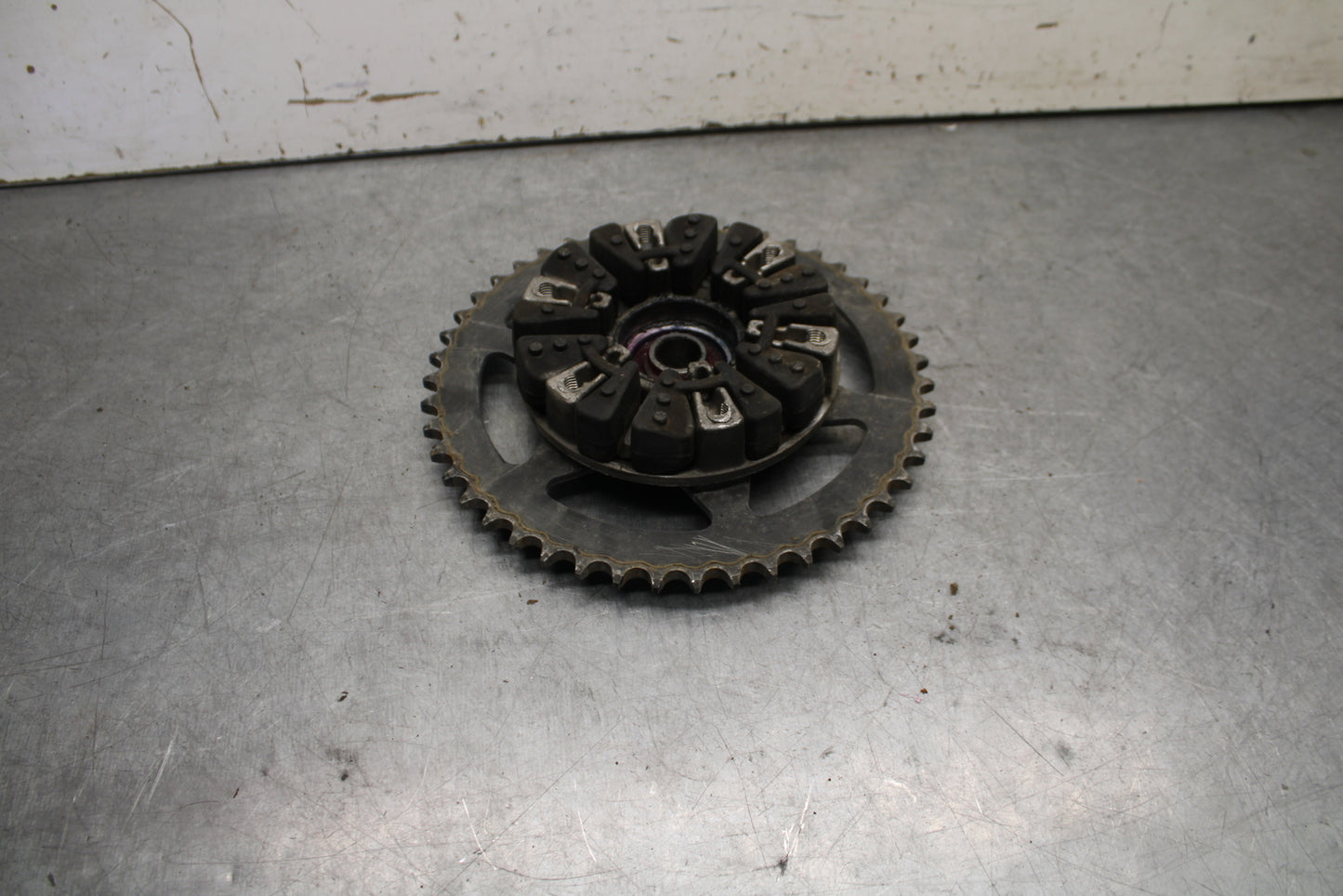 09-11 TRIUMPH DAYTONA 675 REAR BACK SPROCKET HUB BB652