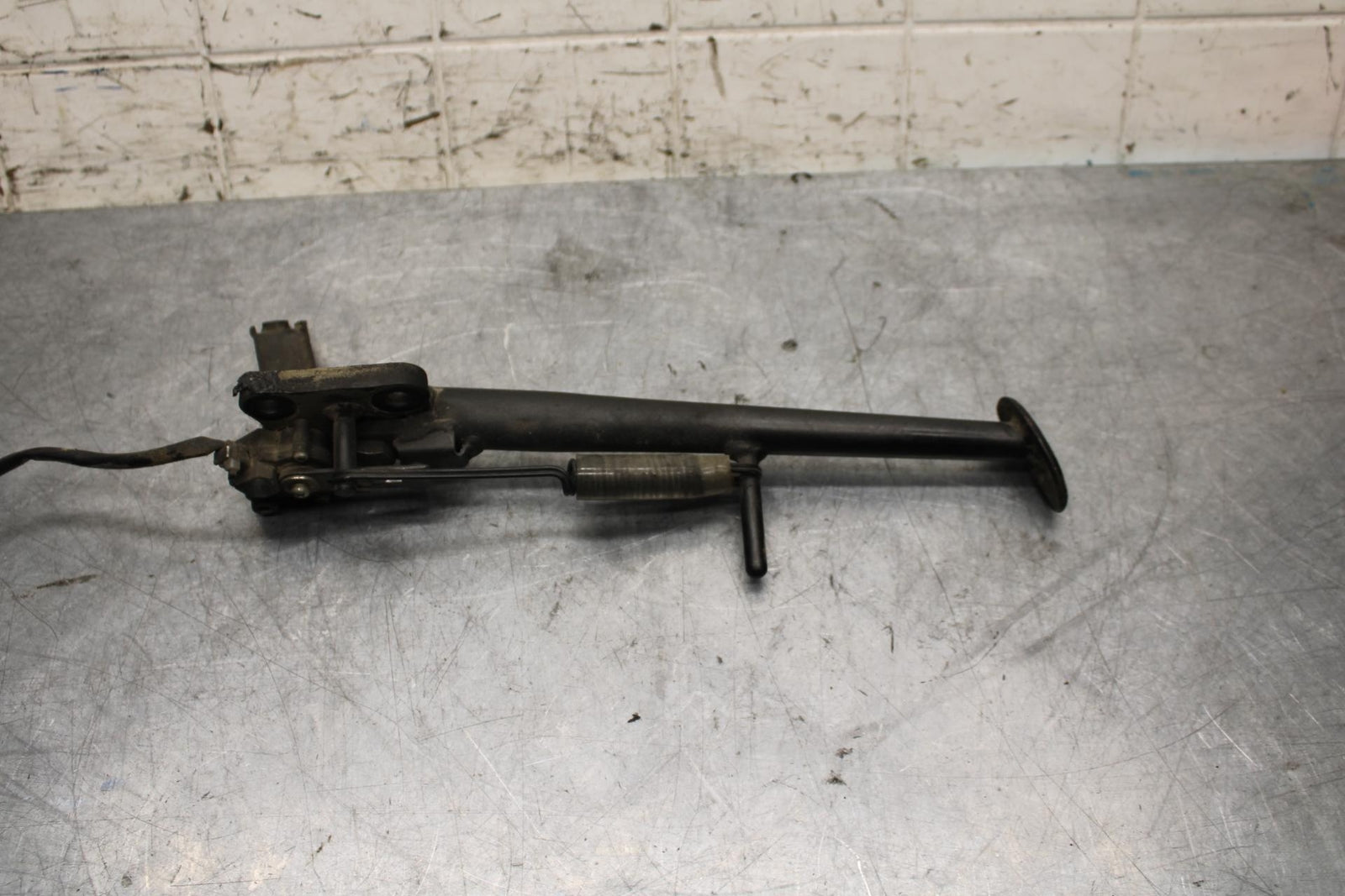 2011 Kawasaki Ninja ZX10R ZX1000K ABS KICKSTAND SIDE  32043-0090-18R BB555