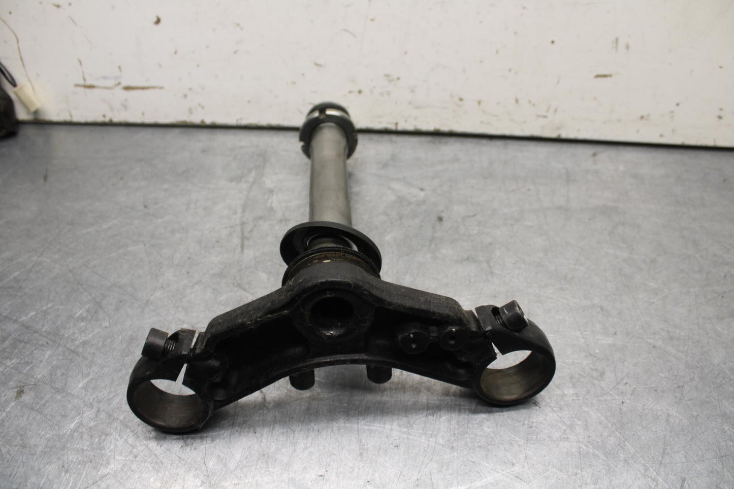 15-16 KAWASAKI EX300 FRONT FORKS CLAMP LOWER TRIPLE TREE STEM BB635