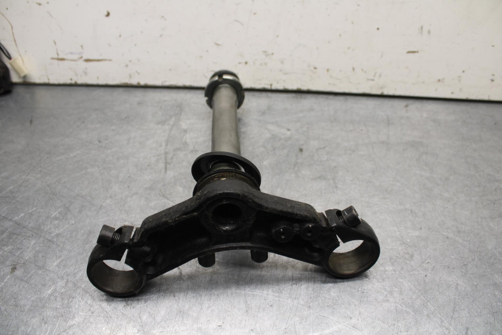 15-16 KAWASAKI EX300 FRONT FORKS CLAMP LOWER TRIPLE TREE STEM BB635