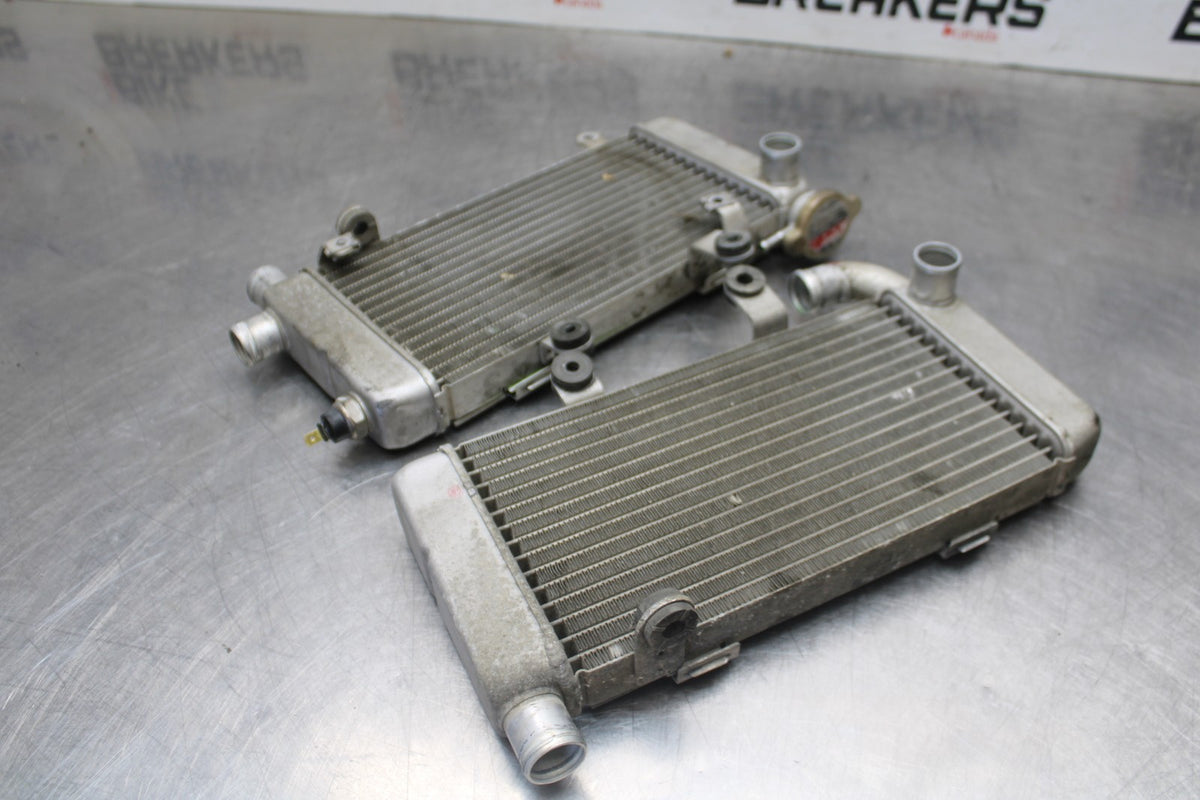 98-05 HONDA SUPER HAWK 1000 VTR1000F ENGINE RADIATOR MOTOR COOLER SET PAIR BB924