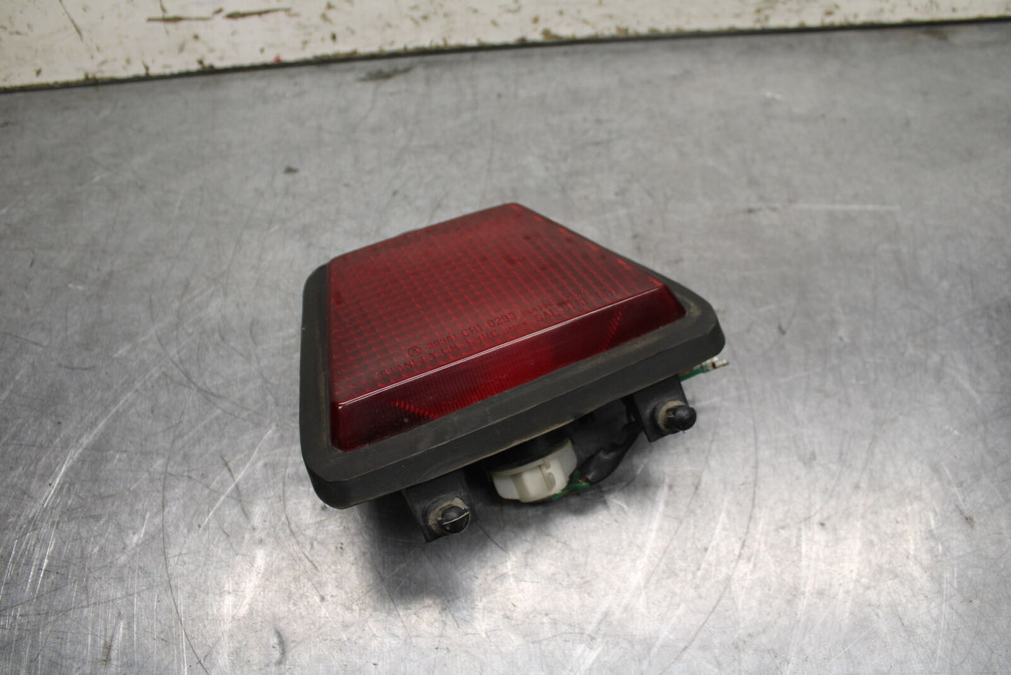 84 HONDA INTERCEPTOR 750 VF750F REAR TAIL TAILLIGHT BACK BRAKE LIGHT BB108