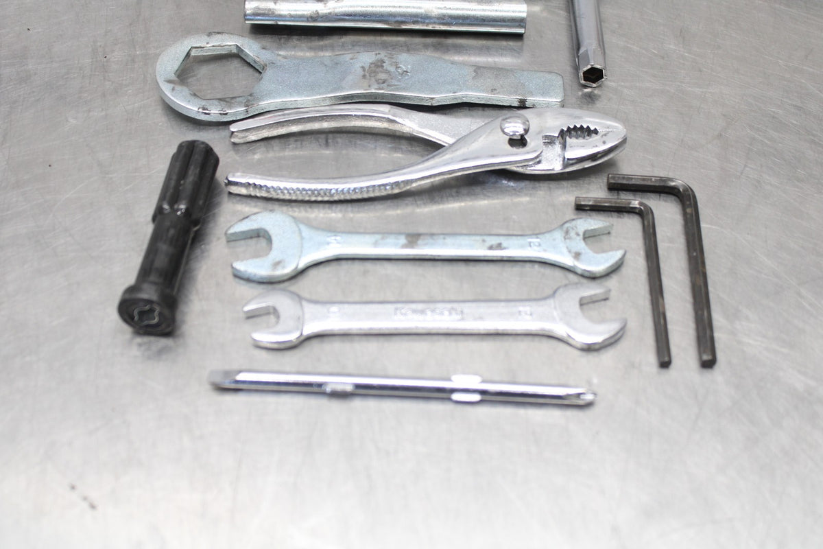 08-09 KAWASAKI NINJA ZX14R STOCK TOOLS OEM TOOL BAG KIT SET BB932