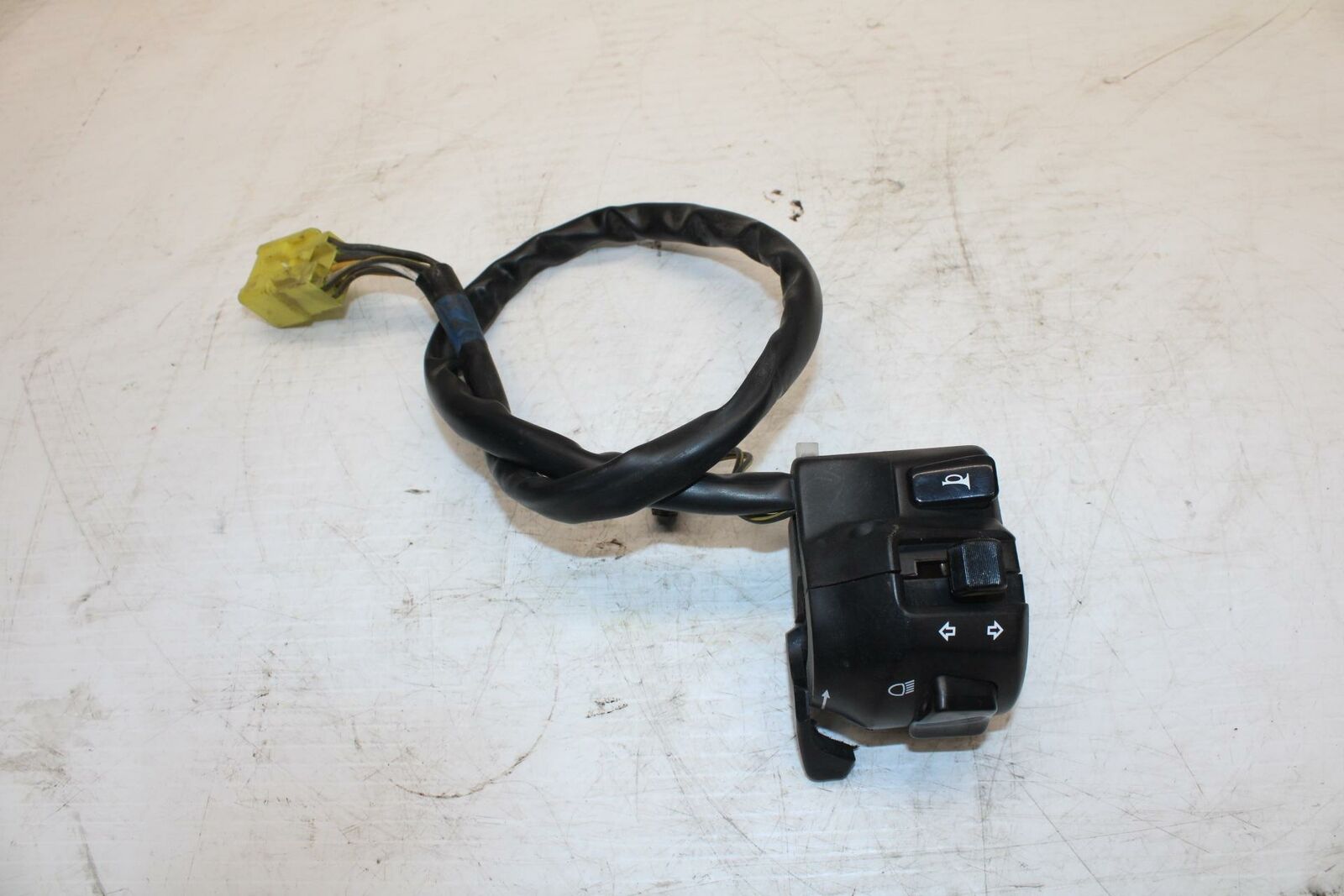 04-09 SUZUKI GS500F LEFT CLIP ON HANDLE HORN SIGNALS SWITCH SWITCHES CHOKE BB261