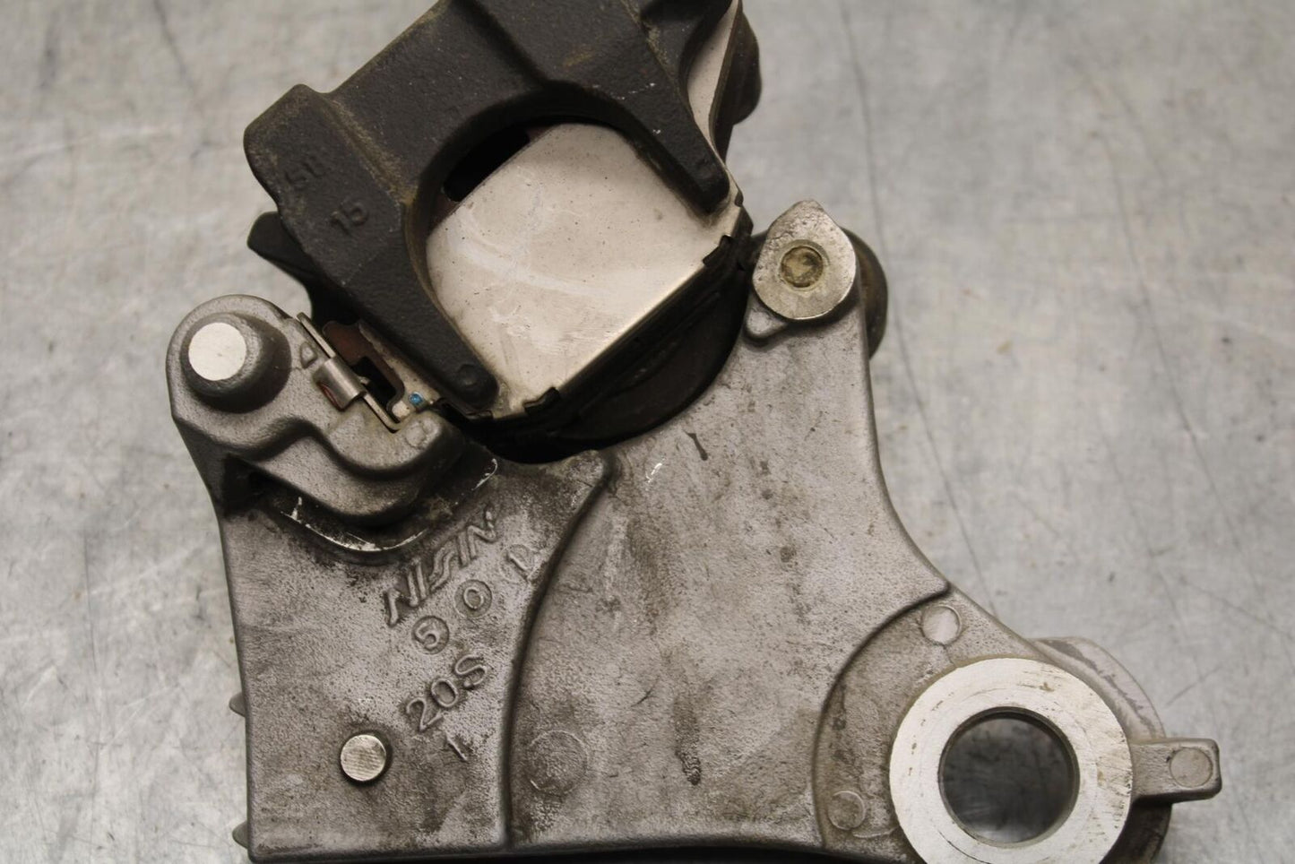 2015 Yamaha FZ09 REAR BACK BRAKE CALIPER W MOUNT BRACKET BB69