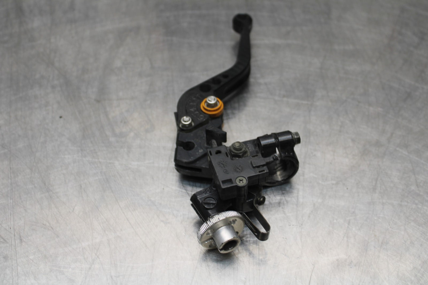 06-07 SUZUKI GSXR 600 CLUTCH PERCH MOUNT WITH LEVER  BB178
