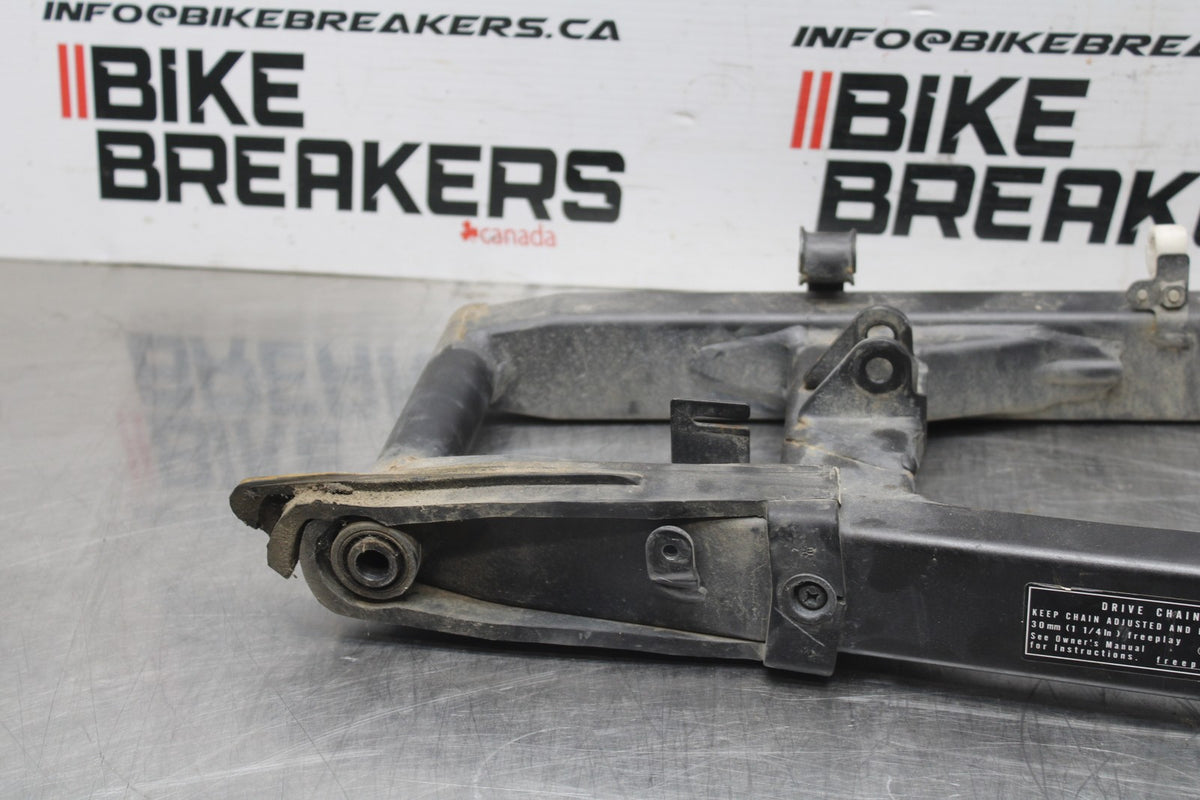 08 HONDA CBR125R REAR SWINGARM BACK SUSPENSION SWING ARM BB839