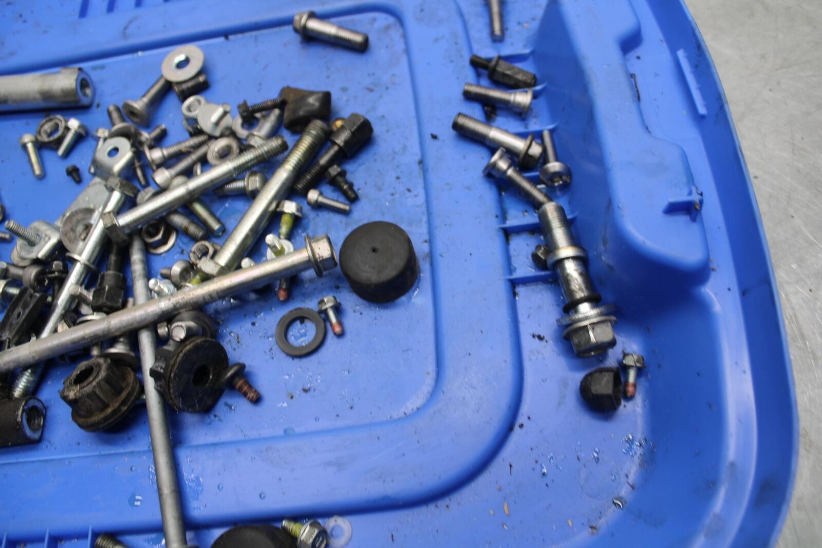 11-14 KAWASAKI VERSYS 650 LE 650C ENGINE MOUNTING BOLTS HARDWARE SCREWS BB498