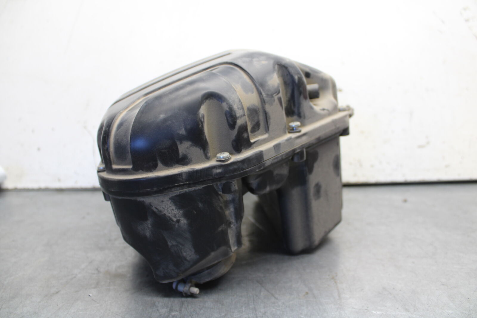 09-15 YAMAHA FZ6R AIRBOX AIR INTAKE FILTER BOX  BB686