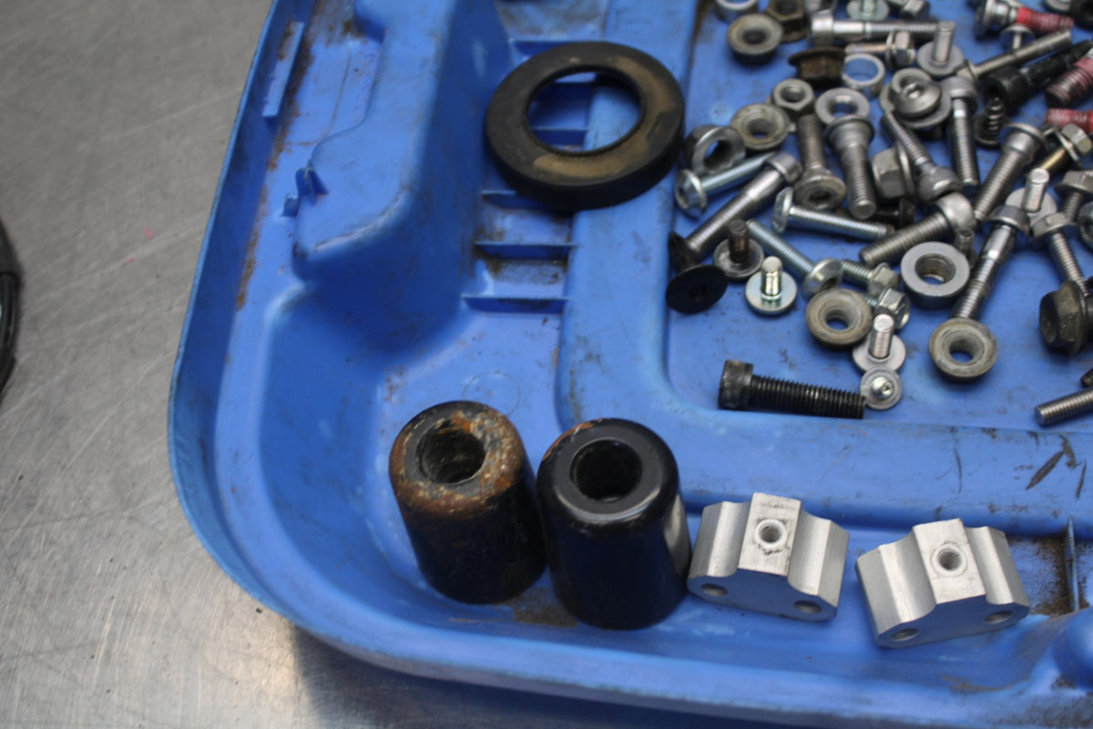 23-26 KAWASAKI NINJA ZX4RR MOUNTING BOLTS HARDWARE SCREWS BB898