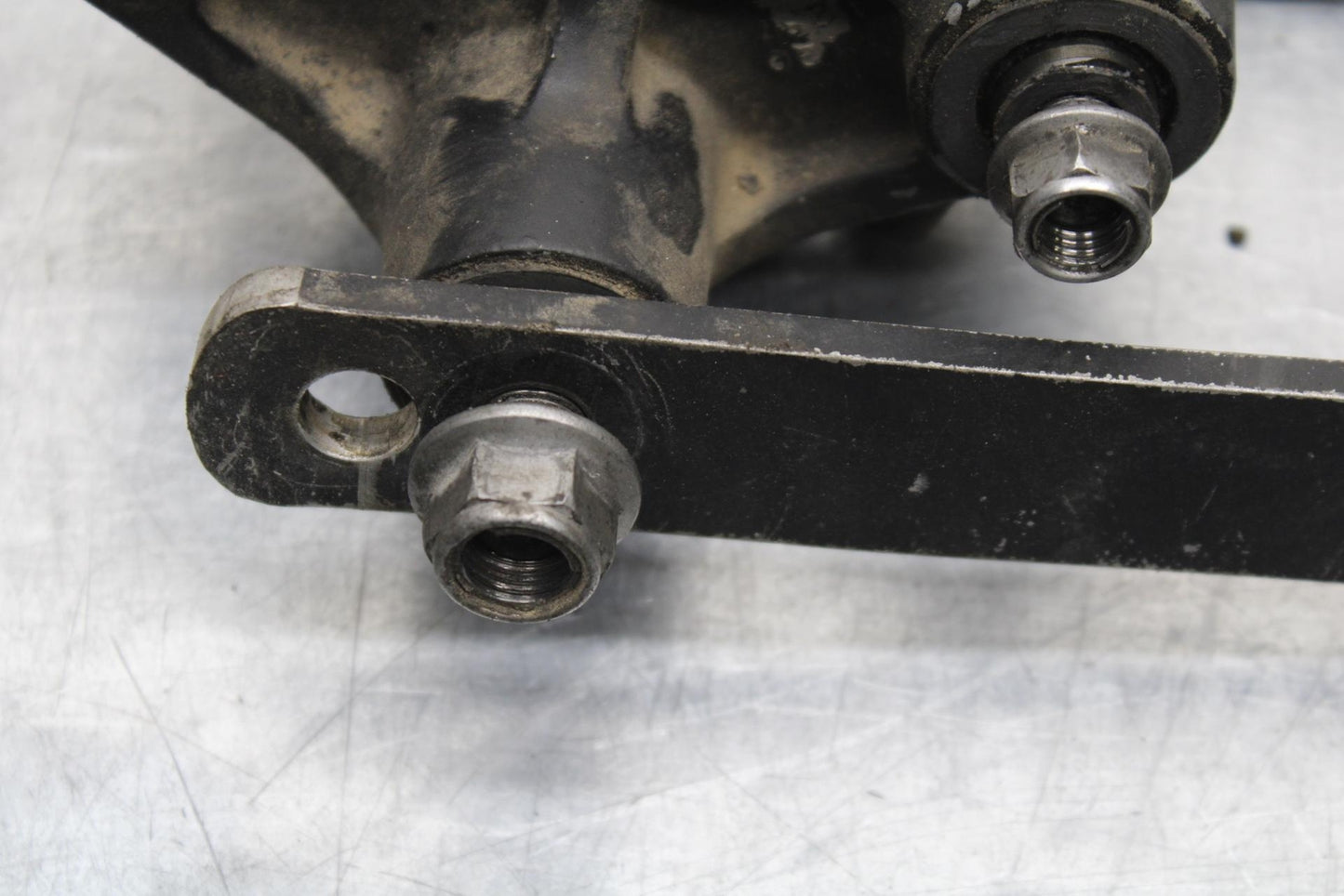 2000 Kawasaki Ninja ZX12R ZX1200A REAR DOGBONE SHOCK LINKAGE 39007-1287 BB565