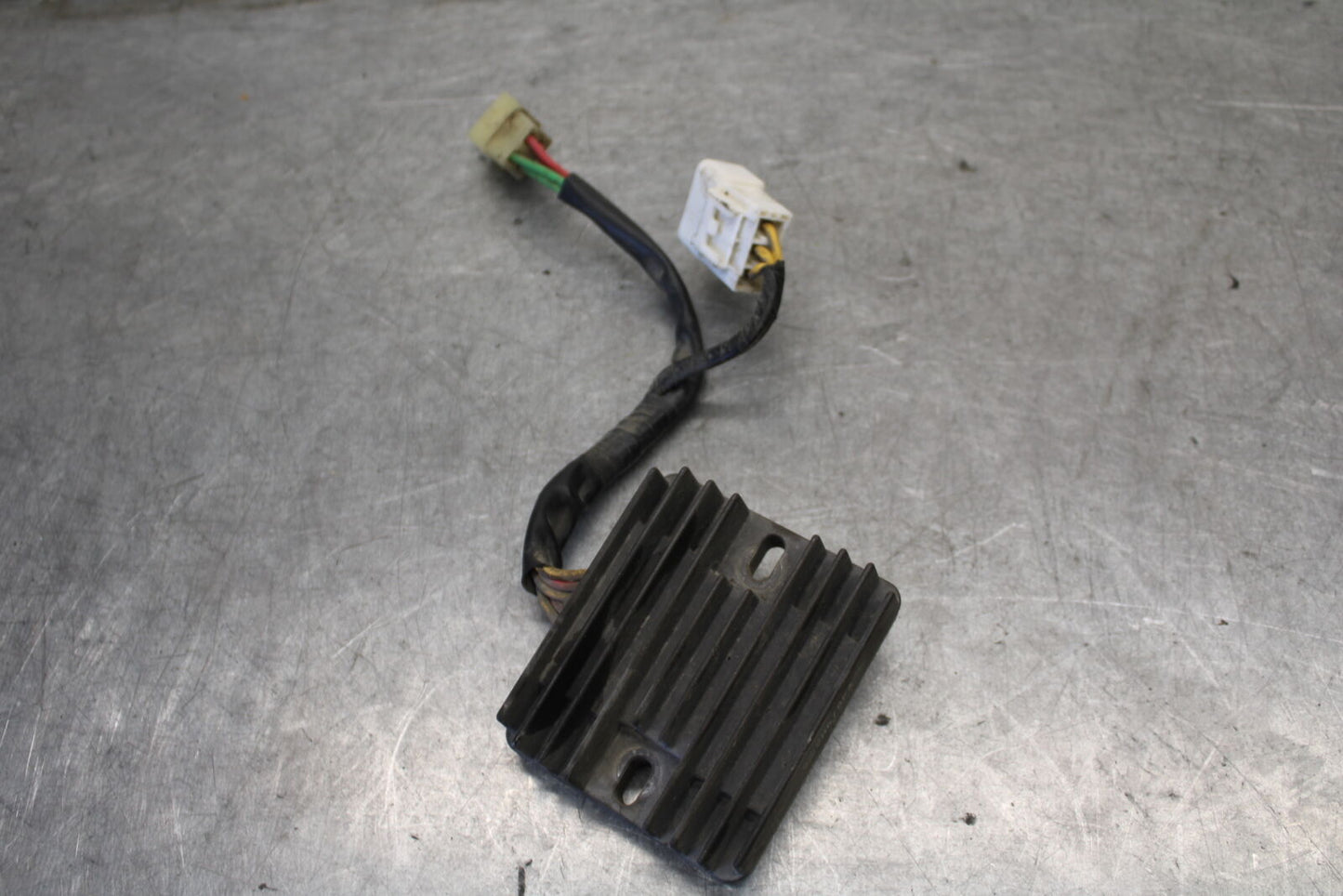 05-06 HONDA CBR600RR RECTIFIER VOLTAGE REGULATOR BB689