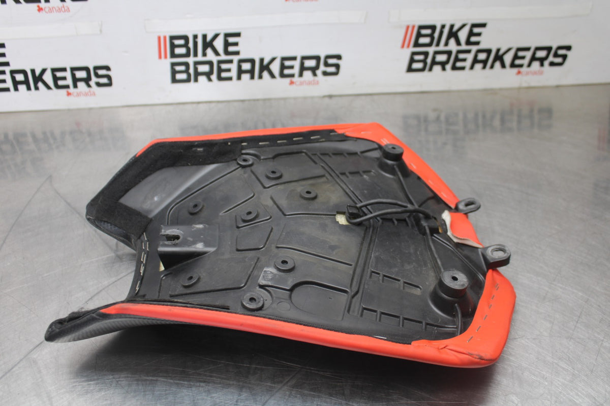 15 APRILIA RSV4 FACTORY APRC ABS FRONT DRIVERS SEAT PAD SADDLE PILLION BB901