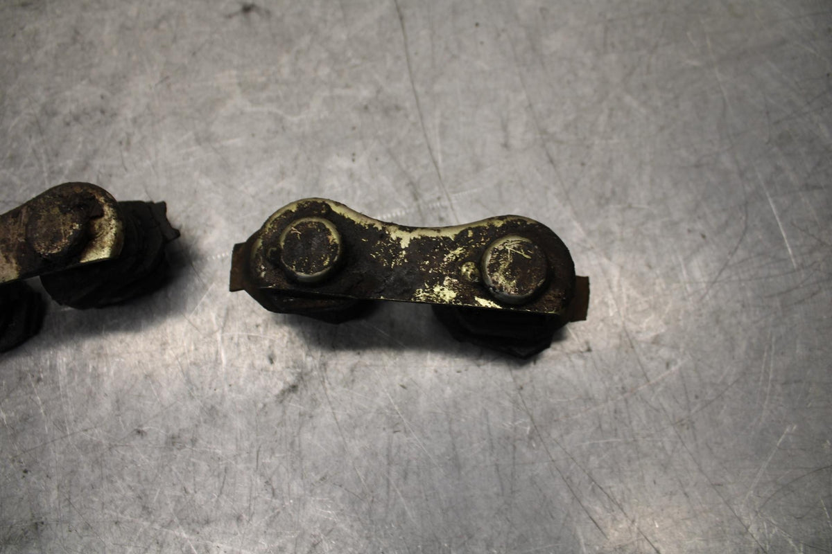 1974 Yamaha RD350 FOOTPEG PLATE BOLT  BB53