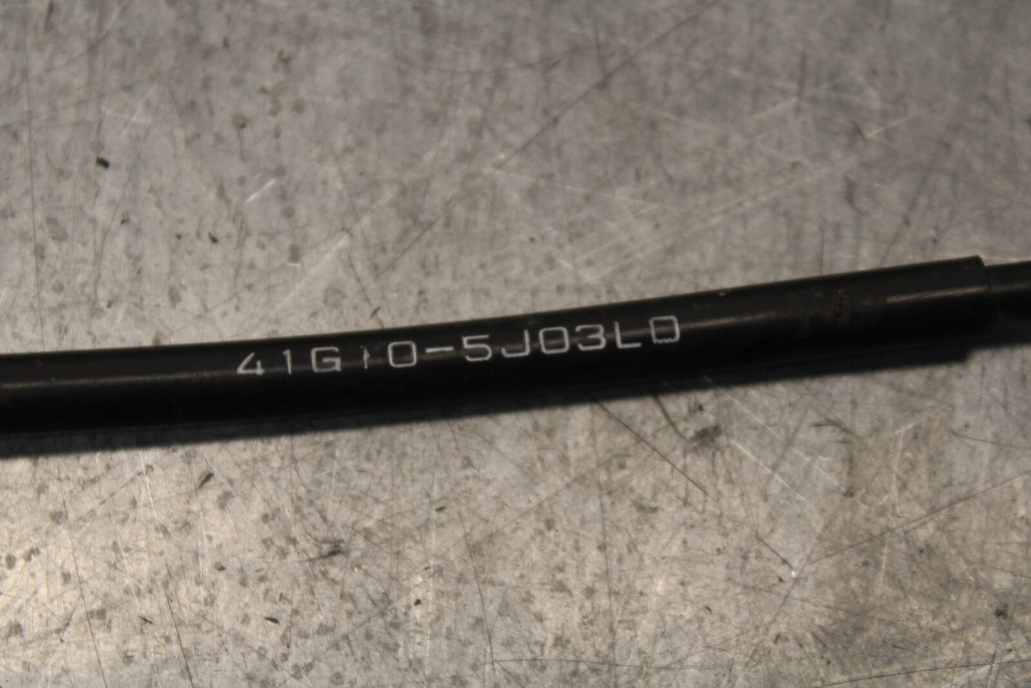 05-06 SUZUKI GSXR1000 THROTTLE CABLES LINES 58300-41G00 58300-41G10 BB663