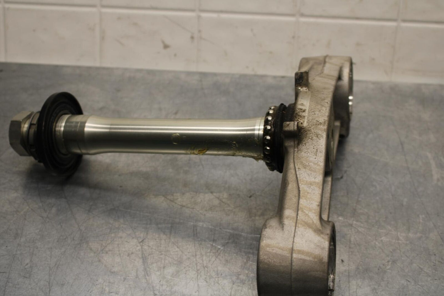 2011 Kawasaki Ninja ZX6R ZX600R FRONT FORKS CLAMP LOWER TRIPLE TREE STEM BB587