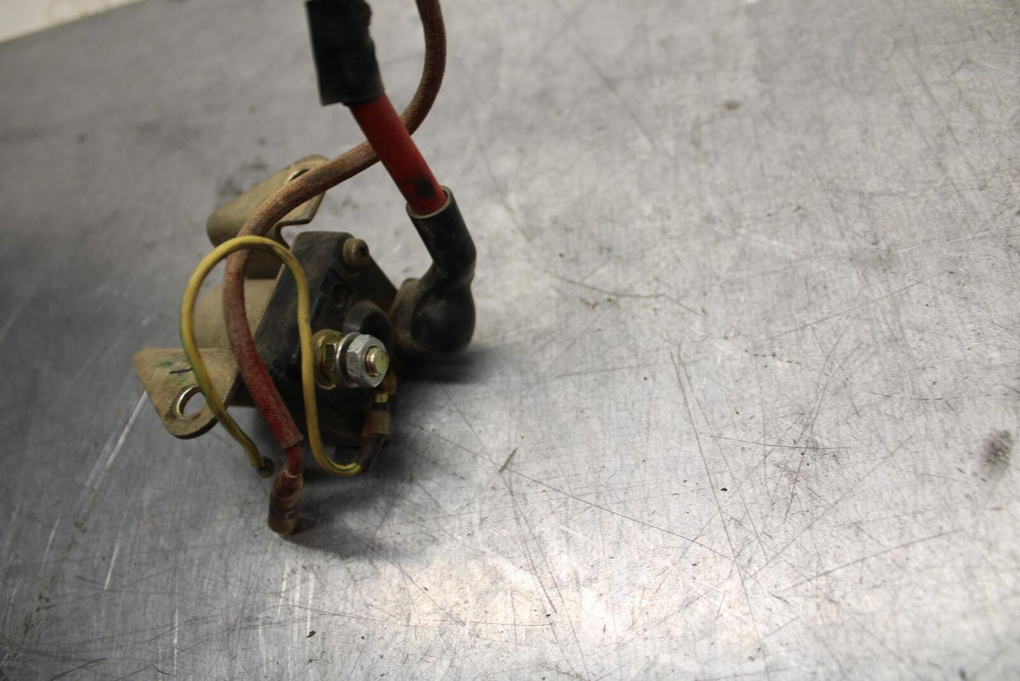 75 SUZUKI GT 550 ENGINE STARTER RELAY STARTING MOTOR SWITCH BB72
