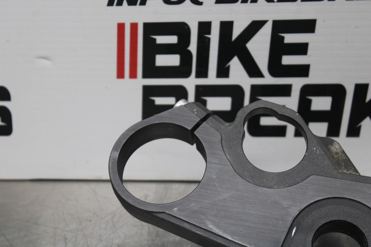 11-22 SUZUKI GSXR 600  FORKS UPPER TRIPLE TREE CLAMP BB193