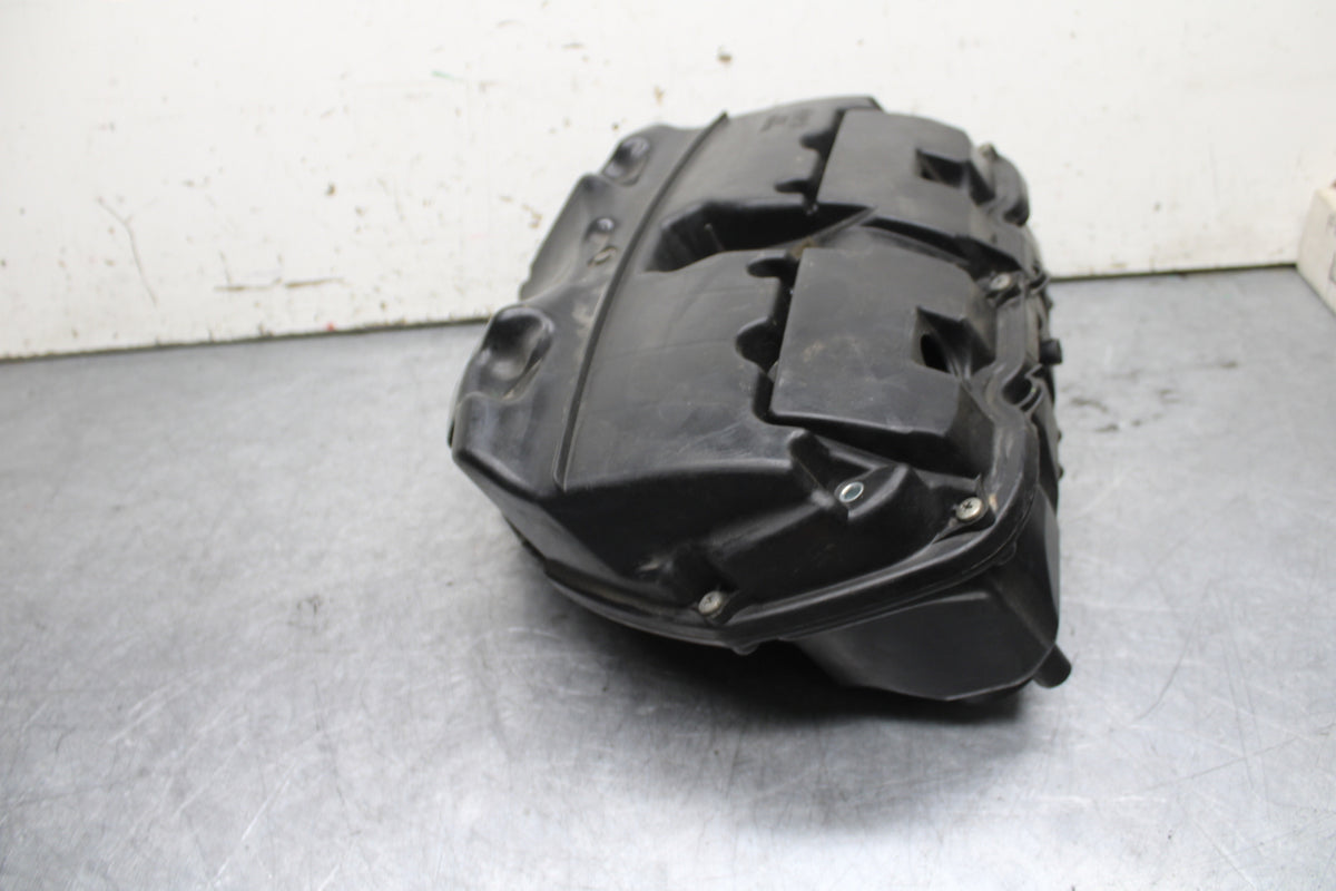 06 YAMAHA YZF R6 AIRBOX AIR INTAKE FILTER BOX BB716