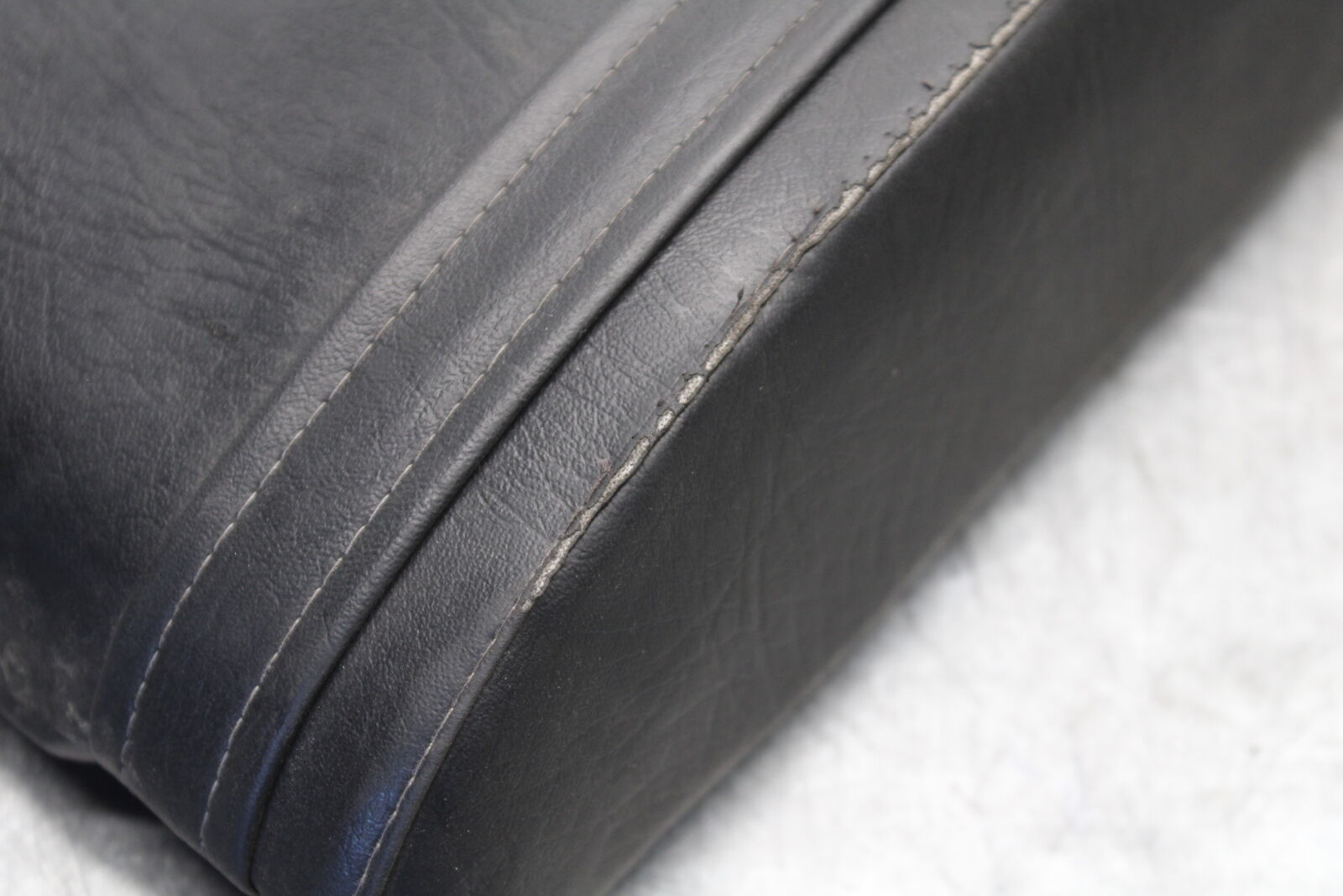 07-12 HONDA CBR600RR REAR BACK PASSENGER TANDEM SEAT PAD SADDLE PILLION BB672