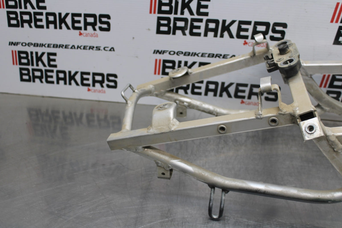01-03 SUZUKI GSXR600 REAR SUBFRAME BACK SUB FRAME BB841