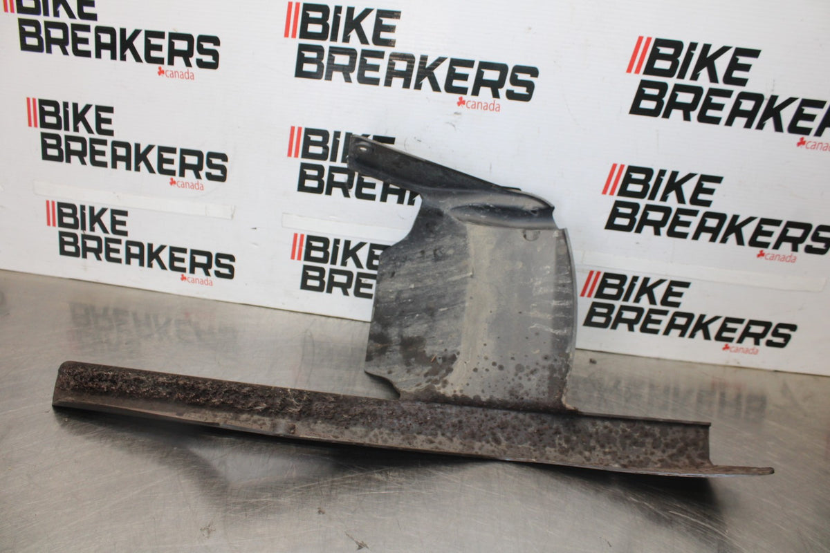22 HARLEY-DAVIDSON PAN AMERICA 1250 REAR BACK DRIVE CHAIN GUARD SHIELD BB910