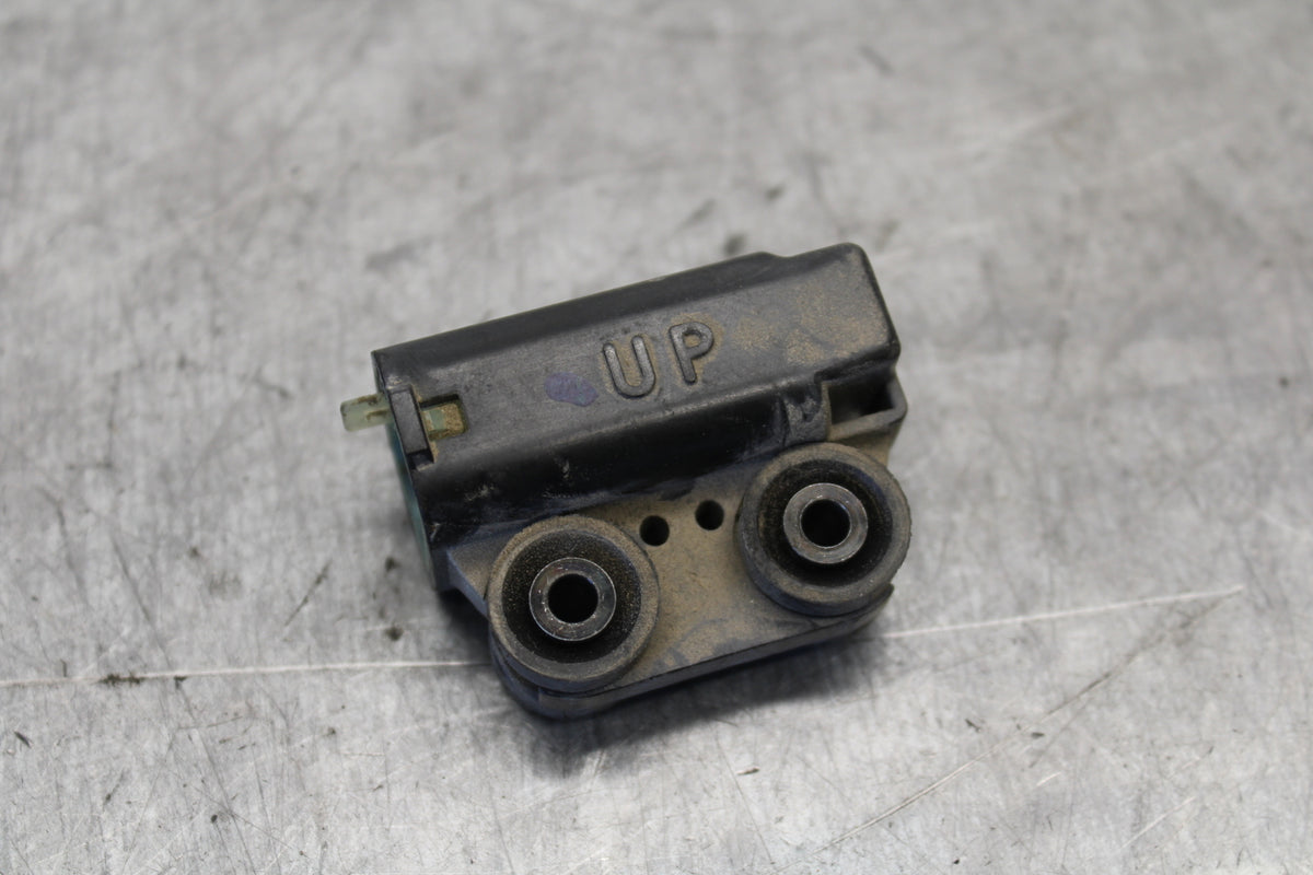 07-09 YAMAHA FZ6 TIP OVER BANK ANGLE CRASH SENSOR SWITCH  5PS-82576-01-00 BB713